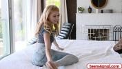 Nonton Video Bokep Stepdad finds teen stepdaughter with spinner buttplug gratis