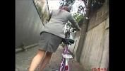Vidio Bokep Bicycle office lady terbaru