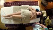 Film Bokep Babe rubbed by masseur terbaik