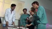 Film Bokep Cum hungry Kathy gets three doctors in her mouth on the couch period terbaik
