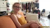 Bokep HD DTFsluts RILEY STAR GEEKY BLONDE PETITE TEEN GETS FUCKED FROM BEHIND ON HER COUCH hot