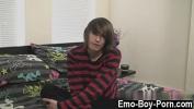 Video Bokep Sexy gay Hot emo man Mikey Red has never done porn before excl HomoEmo is 2020