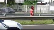 Bokep Full femme nue sur le bor de la route en gwada gratis