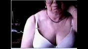 Nonton Bokep Hacked webcam caught my old mom having fun at PC terbaru