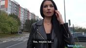 Vidio Bokep Public Agent MILF loses handbag and her panties 2020