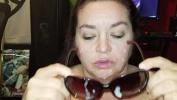 Nonton Film Bokep Sexy BBW sucks in sunglasses and gets cum covered terbaik