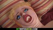 Nonton Video Bokep Blonde mother in law catches him jerking online