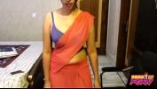 Bokep HD Indian Amateur In Saree Showing Her Shaved Virgin Pussy gratis