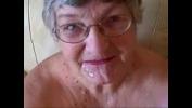 Nonton Video Bokep Old granny really loves young cock period Great amateur facial terbaru 2020