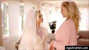 Download vidio Bokep Bride seduced by old Mom before wedding mp4