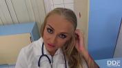 Nonton Film Bokep Kayla Green Satisfies the Doctor with a Sultry Blowjob 3gp