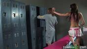 Bokep Sexy brunette Chloe Morgan deepthroats cock in the lockerroom terbaik