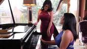 Video Bokep Busty Latina lesbians Kesha and Sheila Ortega fuck each other with a vibe terbaru