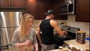 Vidio Bokep Ep 2 Cooking for Pornstars gratis