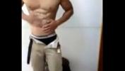 Bokep Video Chinese guy oils and flexes his muscular body terbaik