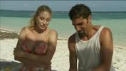Nonton Video Bokep Italian pornstar Vittoria Risi screwed by two sailors on the beach 2020