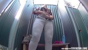 Nonton Film Bokep Busty Mature Spied in Public Shower 2020