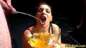 Link Bokep Group whore guzzles urine hot