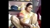 Bokep HD TIRUNELVELI TAMIL DELPHINE AUNTY SHOWING PUSSY HOLE ON WHATSAPP CHAT hot