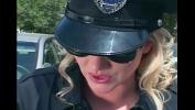 Video Bokep Terbaru Pretty female cop fucking