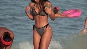 Download Video Bokep Morochita Culona Grabada en la Playa Sin Saberlo hot