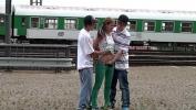 Bokep Video Young teens risky PUBLIC railway station threesome terbaik