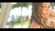 Bokep Online BANGBROS Sexy Babes Showering In South Beach To Rinse Off Sand 3gp