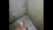 Bokep Video me la jalo en el wc antes de un shower lechita 3gp