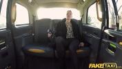Video Bokep Fake Taxi Horny British blonde MILF swaps shops for cock gratis