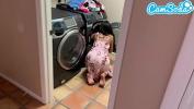 Video Bokep Fucked my step sister while doing laundry 3gp online