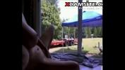 Film Bokep Squirting in front of the gardener hot