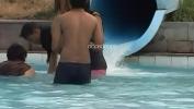 Video Bokep Terbaru Camelto Desi girl pussy in water park gratis