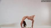 Link Bokep Sexy naked gymnast Kim Nadara 3gp online