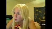 Nonton Film Bokep Petite blonde looks AWESOME on webcam AdultWebShows period com online