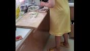 Bokep Video 去红红B家里吃饺子，肏她前她先提供吃喝！呵呵 ！ hot