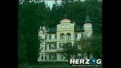 Video Bokep HerzogVideos Im Wald und auf der Heidi num 2 gratis