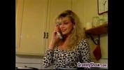 Nonton Video Bokep Dirty Blonde Granny Wants To Get Fucked online