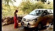 Nonton Film Bokep Indian bhabhi outdoor car wash displaying deep cleavag