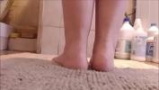 Bokep Terbaru Esclusivo video dei miei piedini pronti per essere leccati ed adorati mp4