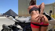 Vidio Bokep Blowjob on top of a parking garage terbaik