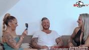 Download vidio Bokep Deutsche Sport Milfs beim anal dreier FFM mit tattoo