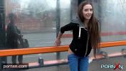 Nonton Bokep British skinny Leyla flashing in London mp4