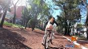 Bokep Video viaje en bicicleta y mostrando un poco el culo en tanga terbaru