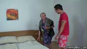 Film Bokep Moaning granny rides his young rod 3gp