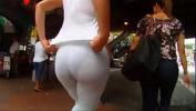 Video Bokep Big booty Latina walking terbaru