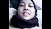 Bokep Mobile Hijaber cantik ngocok memek mulusnya karena udah sange terbaru 2020