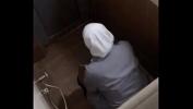 Bokep Terbaru hijab arab toilet pissing mp4