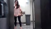 Download Video Bokep toilet cam spy big ass hot