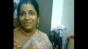 Bokep Mobile Tamil aunty ki jobordost chudai mp4