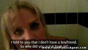Bokep Video Blonde gives a blowjob on the toilet gratis